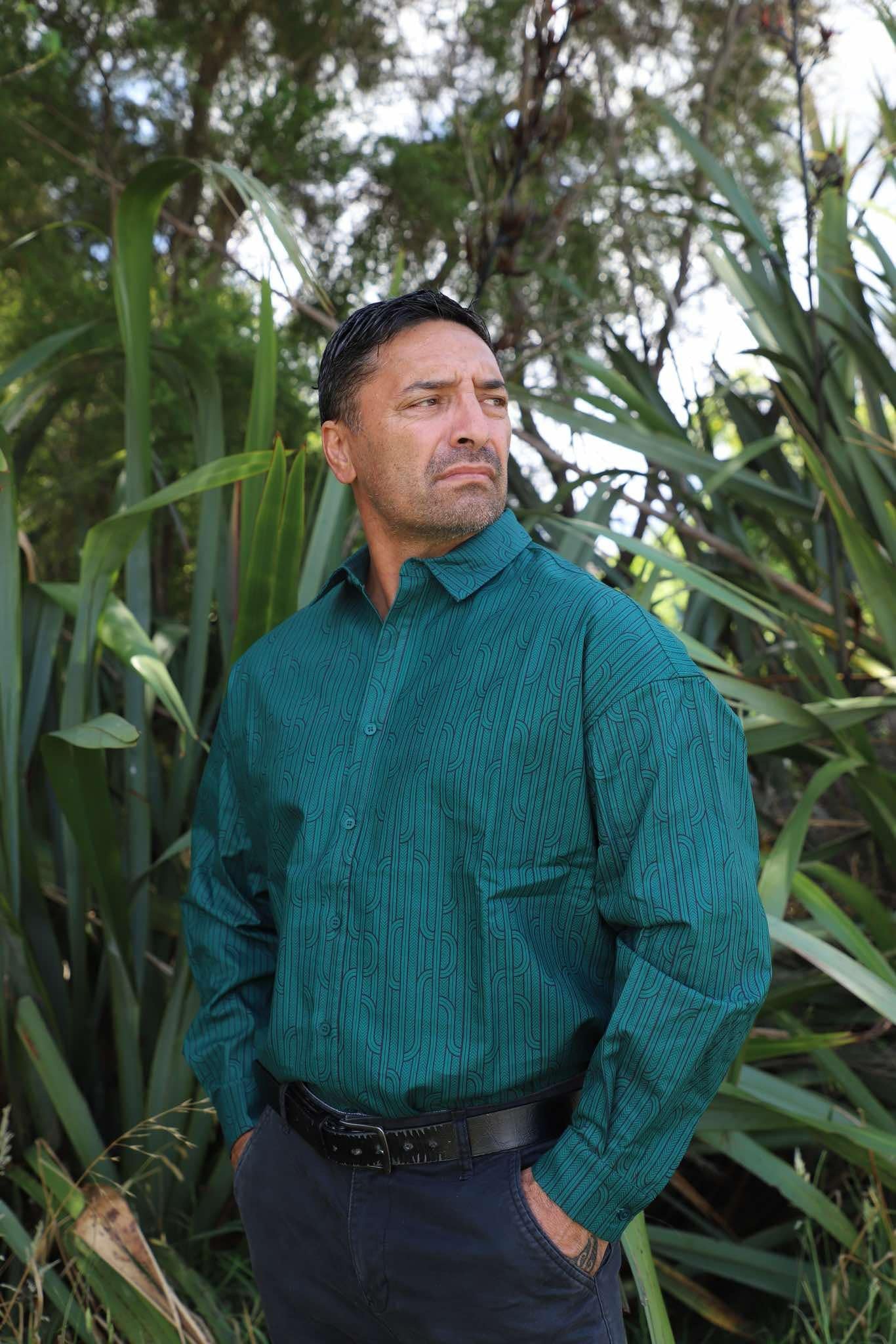 Men’s Pounamu shirt
