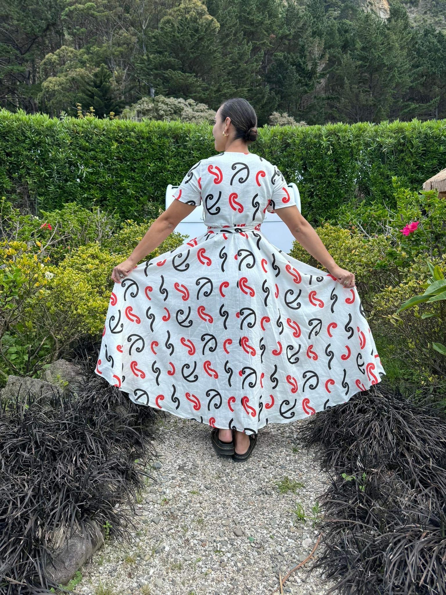 Toko Toru Tapu